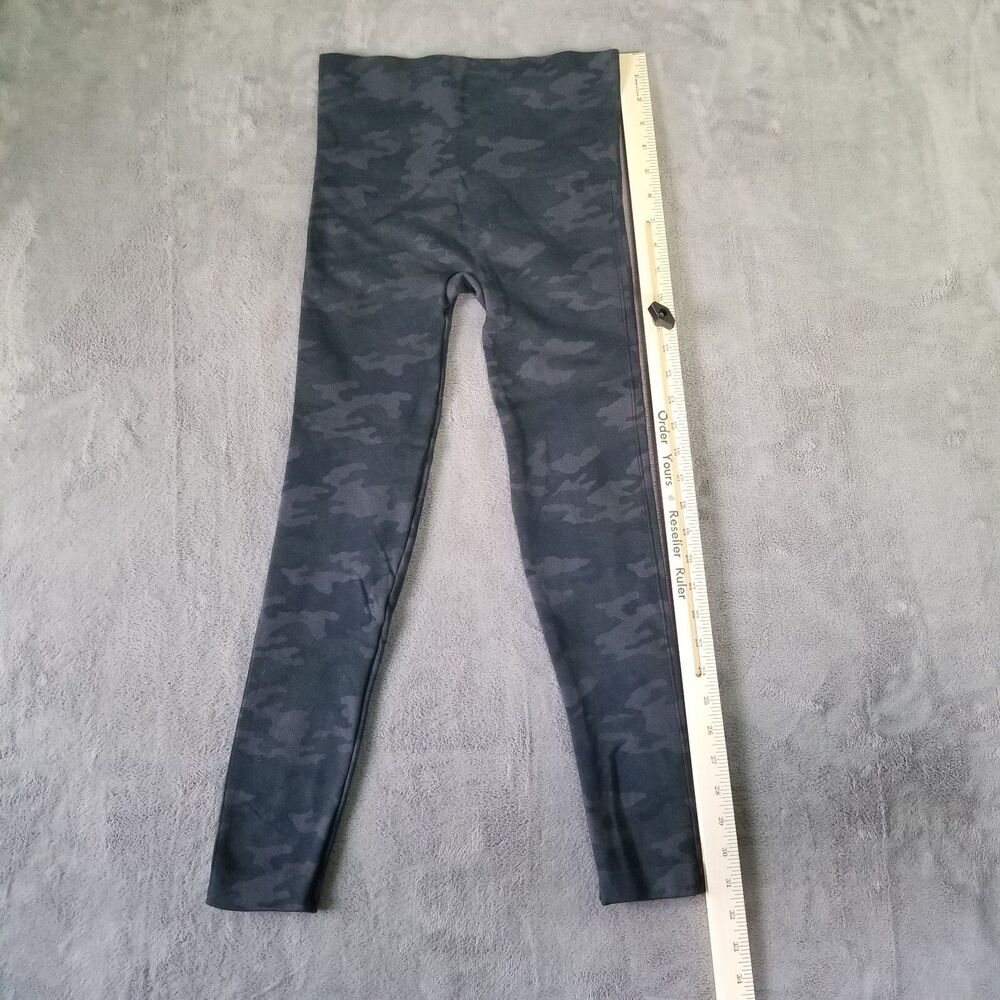 SPANX Leggings Womens Gray Black Size Small Camoflauge Camo Stretch - Picture 3 of 10